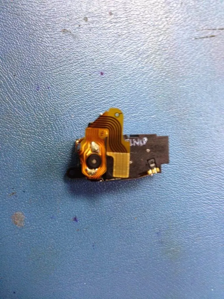 motor de apertura de las cortinillas que protegen la lente en NIKON Coolpix