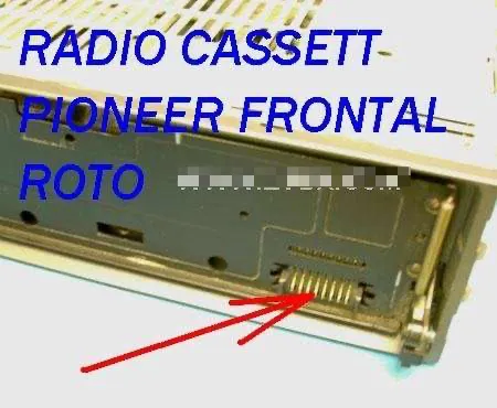 radio cassett pioneer flexible roto en el frontal