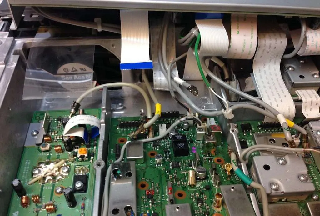 conectores-recptor-segundo-quitados-ts2000