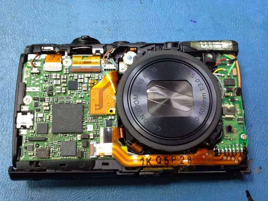 reparar camara canon IXUS en Las Palmas de Gran Canaria