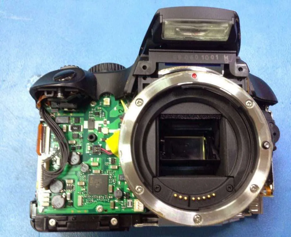 Juan-Luis-Martel-SERVICIO-TECNICO-IMG_0026-REPARACION-camara-CANON-eos1000d-768x1024.jpg