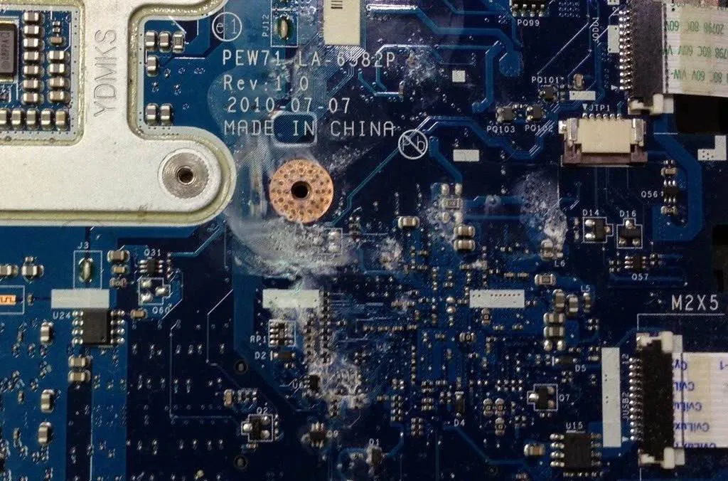 reparar portátil soldar tarjeta grafica