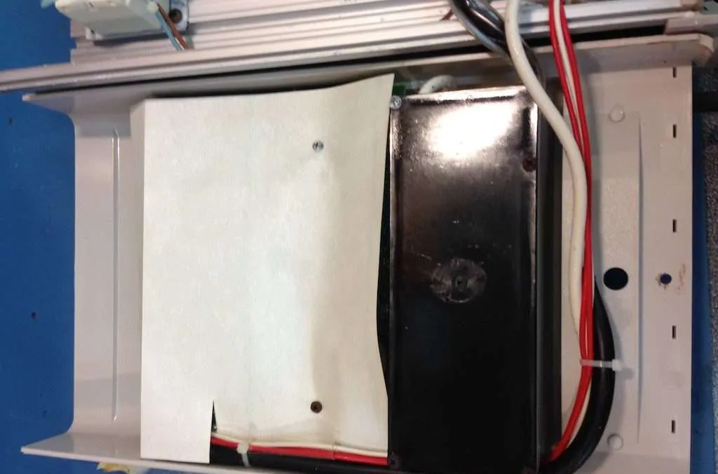 Interior del Clorador Salino Promatic de Monarch