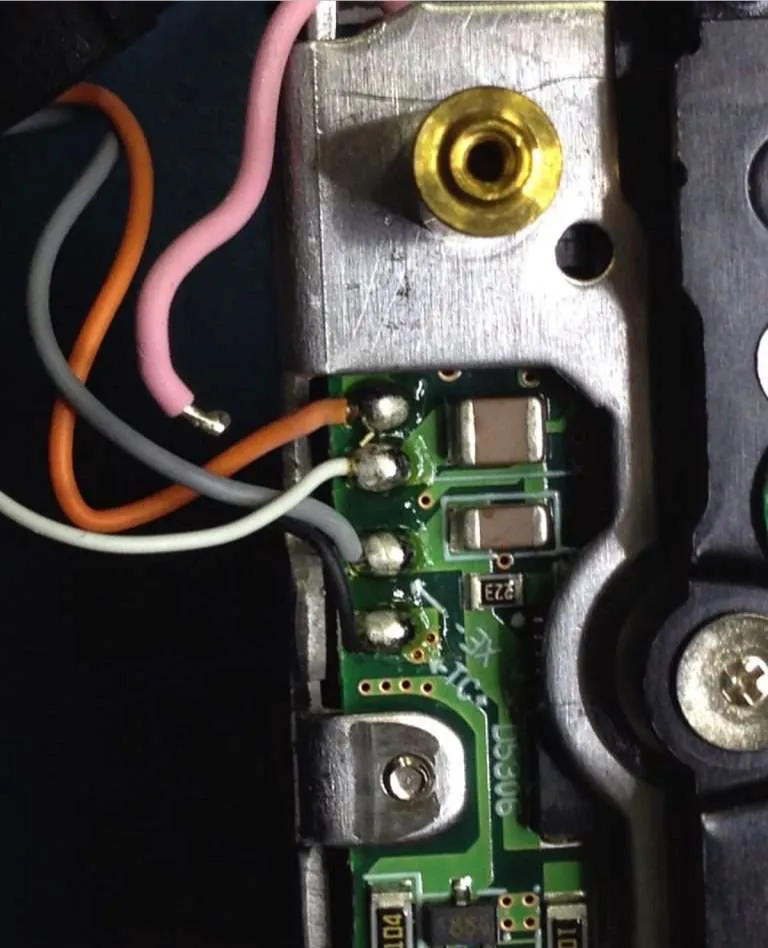 Circuito impreso de la placa del flash de una cámara fotográfica Nikon modelo D 60