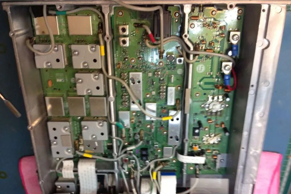 vista-mainpcb-recptor-vhf